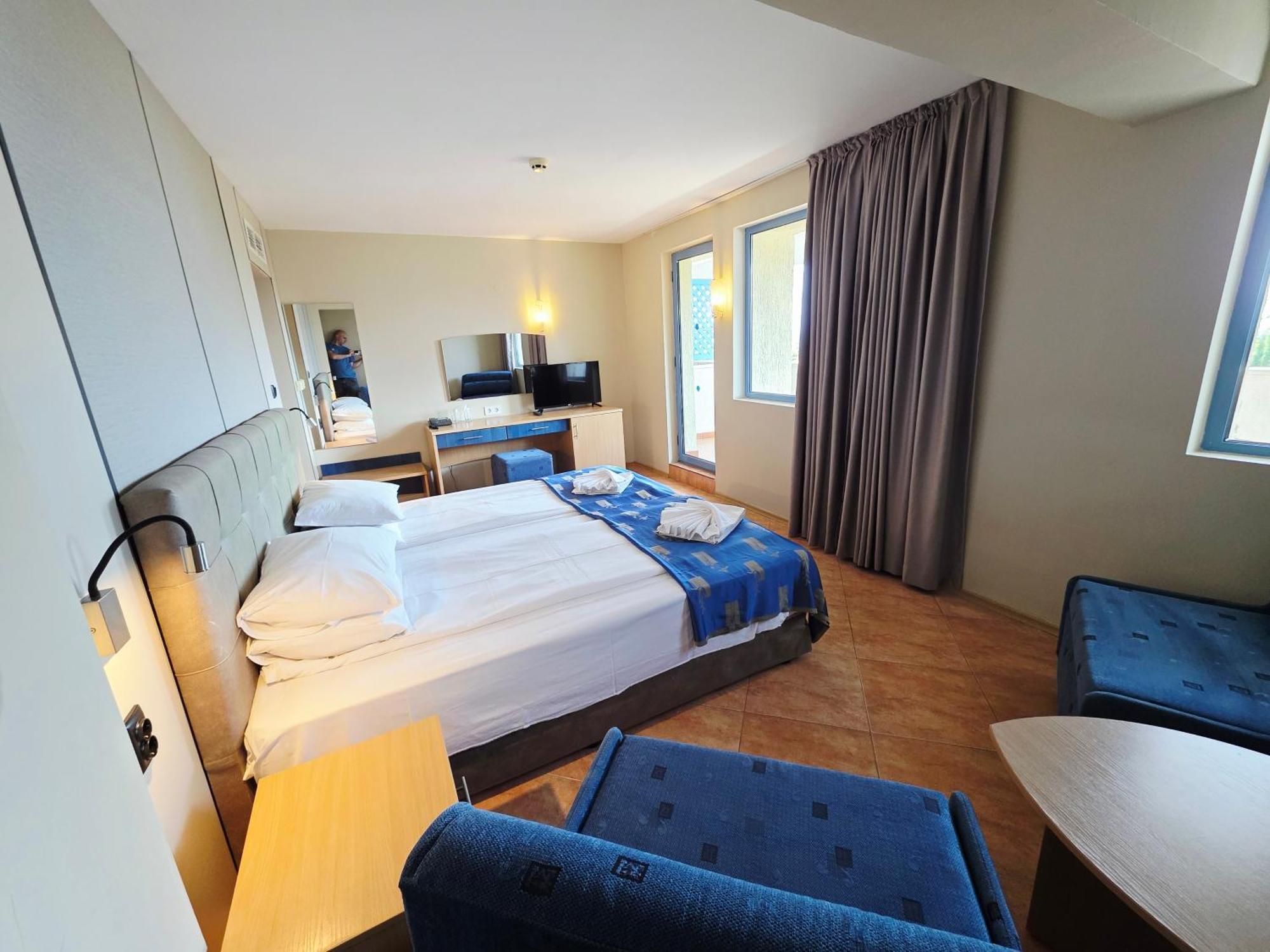 Bora Bora Hotel Slăntjev Brjag Exteriör bild