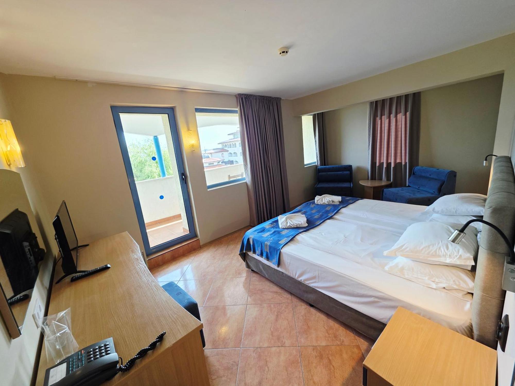 Bora Bora Hotel Slăntjev Brjag Exteriör bild